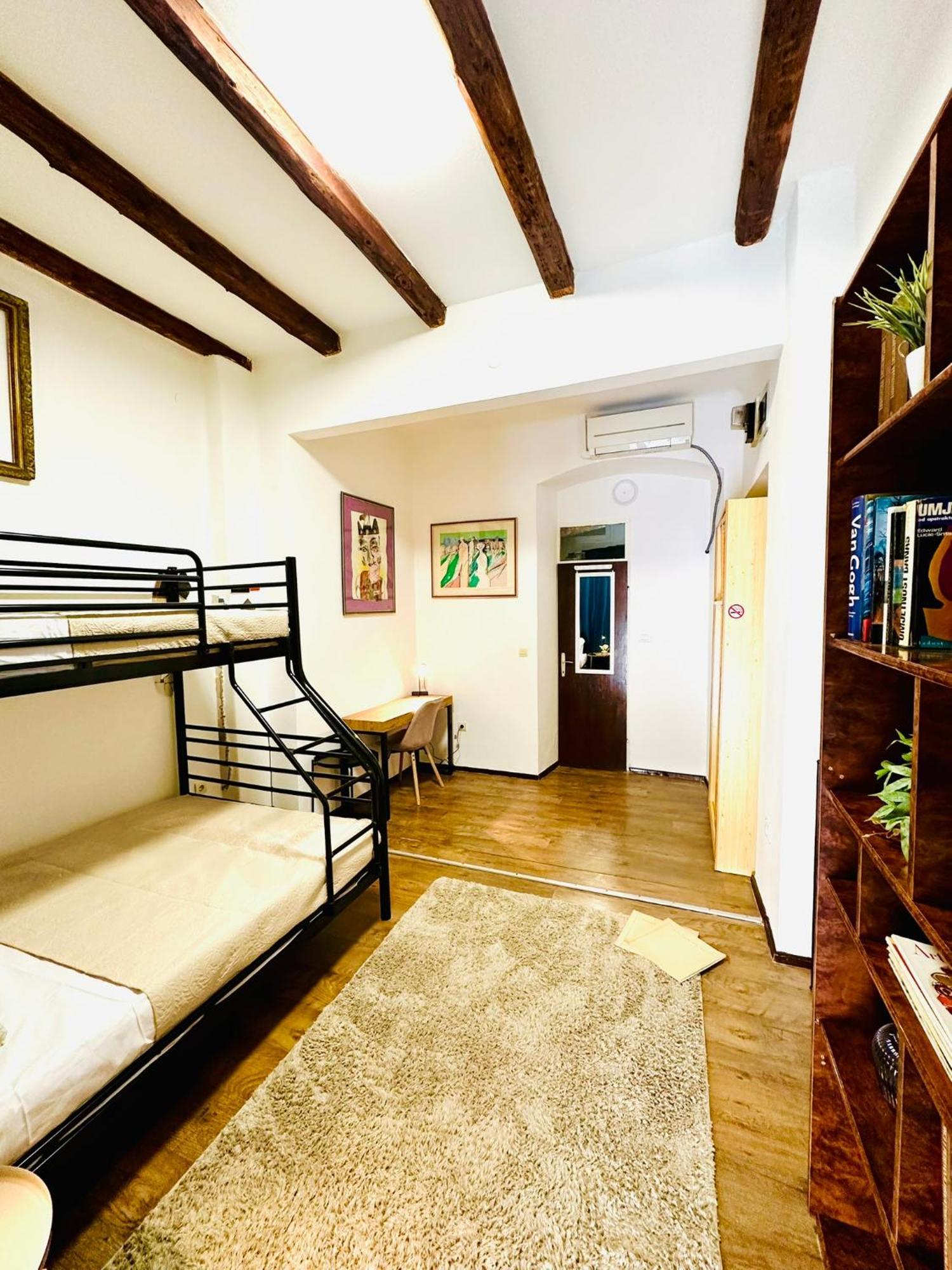 Hostel Art & Joy Pula Zewnętrze zdjęcie
